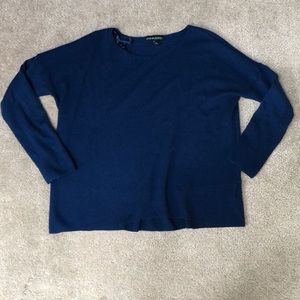 Scoop neck sweater